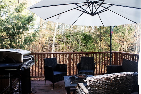 Great back porch and large backyard!