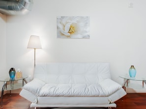 Furniture, Indoors, Living Room, Couch, Cushion