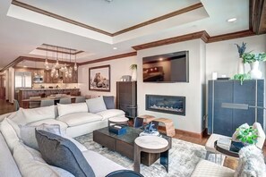 Mountain View Living Room