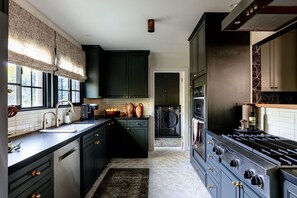 Kitchen w/Viking Refrigerator & Freezer, Bosch dishwasher, KitchenAid stove