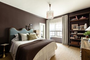 Guest Queen bedroom 