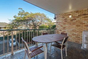 Soak up Brisbane's balmy weather from your private patio. This is a great spot to enjoy breakfast or an afternoon wine. 
