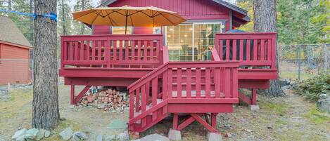 Wrightwood Vacation Rental | 1BR | 1BA | 590 Sq Ft | Stairs Required