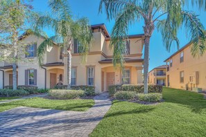 408MiramarAve_RegalPalms_02