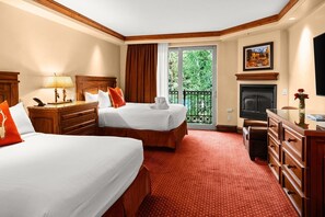 Unit with 2 Queen size beds. Exact unit will be assigned upon arrival. Views, colors and decor may vary.