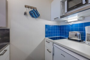 Well equipped and functional kitchen 