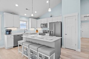 Surf or Sound Realty - 1168 - Golden Hour On The Sound - Kitchen -1