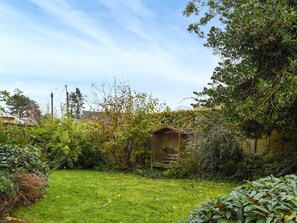 Patio | Bea Cottage, Bourton On The Water