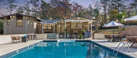 Welcome to Azalea Pines Retreat! Your backyard oasis in paradise awaits...