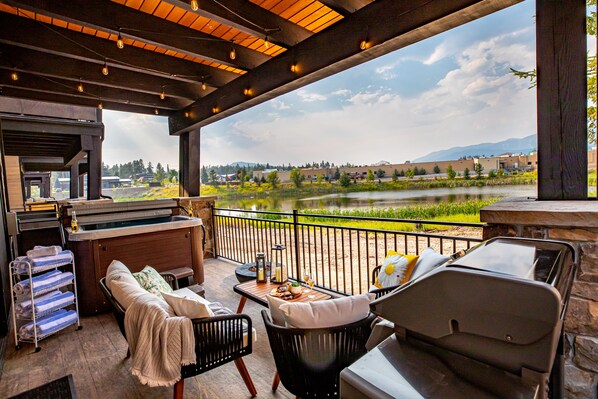 Walk to eagle lake, enjoy its fountains, gather around a bonfire on the property