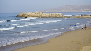 Surfing/bodyboarding