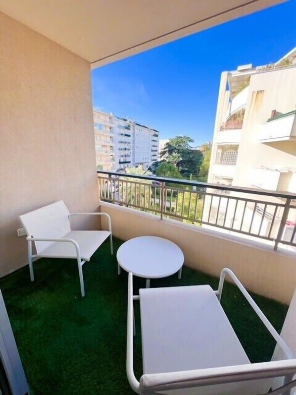 terrace