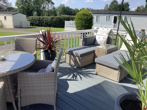 Extra Large Balcony, Table & Chairs, Sunbeds, Umbrellas  & BBQ. Tropical Plants