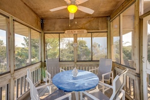 Screened-In Porch | Pet Friendly w/ Fee | Walk to the Beach