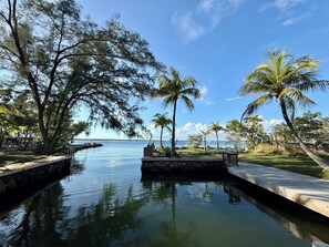 Boat/ Swimming basin, Tarpon Basin/Florida Bay. (2)
