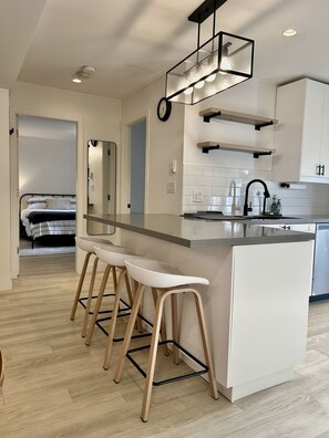 Breakfast bar off the kitchen