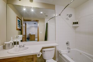 Bathroom with Jetted Tub/Shower Combo