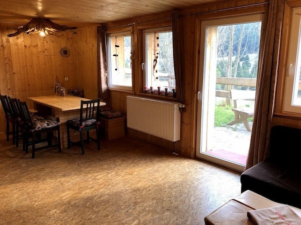 Ferienwohnung Wollgras, 94qm, 2 Schlafzimmer, max. 6 Personen-Essplatz Terrasse Wollgras