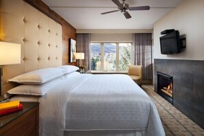 Villas-Bedroom-LST-2BDR-Villa-svo5635gr.187617-900x600-800x533