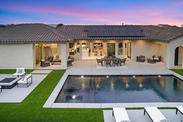 Welcome to Vista Santa Rosa, a modern desert oasis spanning 1,773 sq. ft, featuring 3 bedrooms and 2.5 bathrooms!
