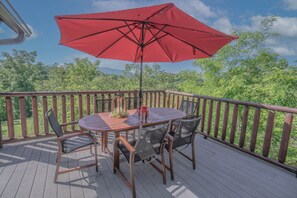 Lodge | Out Door Dining