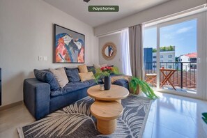 04.Living room