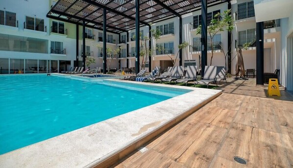 01.Pool