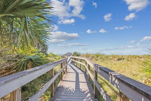 Beach access bridge