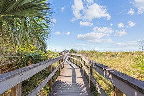 Beach access bridge