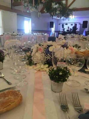 Banquet hall