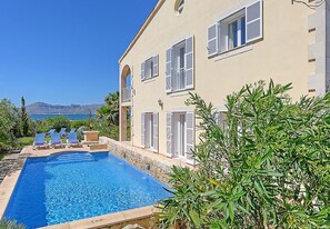 Villa Amoros (2)