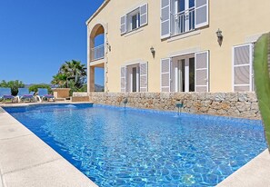 Villa Amoros (3)