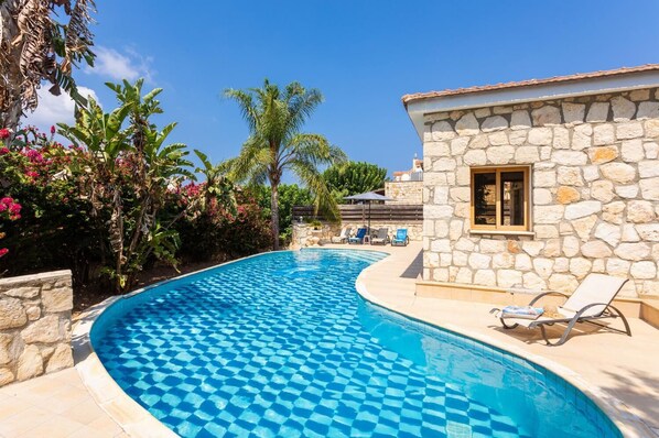 Beautiful villa with private pool and terrace