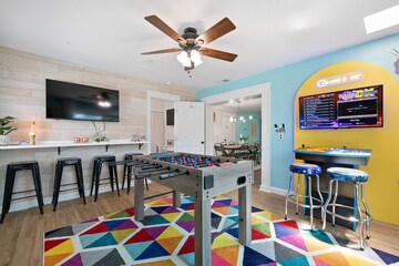 Paradise Cove - 12740 110th Street rental in Largo