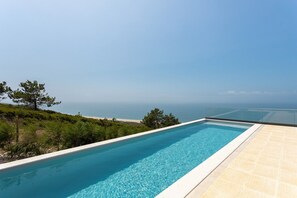 SCH Ferienhäuser Casa Berlenga, Ferienhaus in Famalicão Nazaré Portugal mit privatem Pool