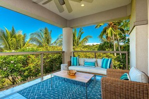 Enjoy the beautiful tropical view from the large private lanai.