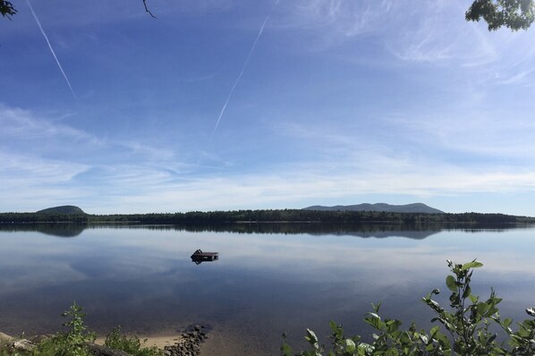 arrow reflection on lake
