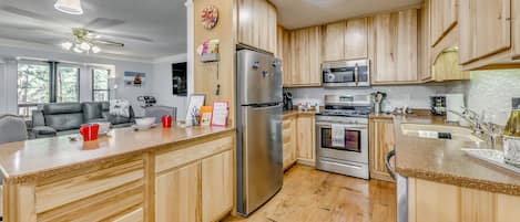 Ruidoso Vacation Rental | 4BR | 3BA | Step-Free Entry | 2,500 Sq Ft