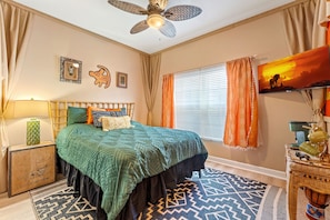 The Lion King Room - Queen - 1st Floor