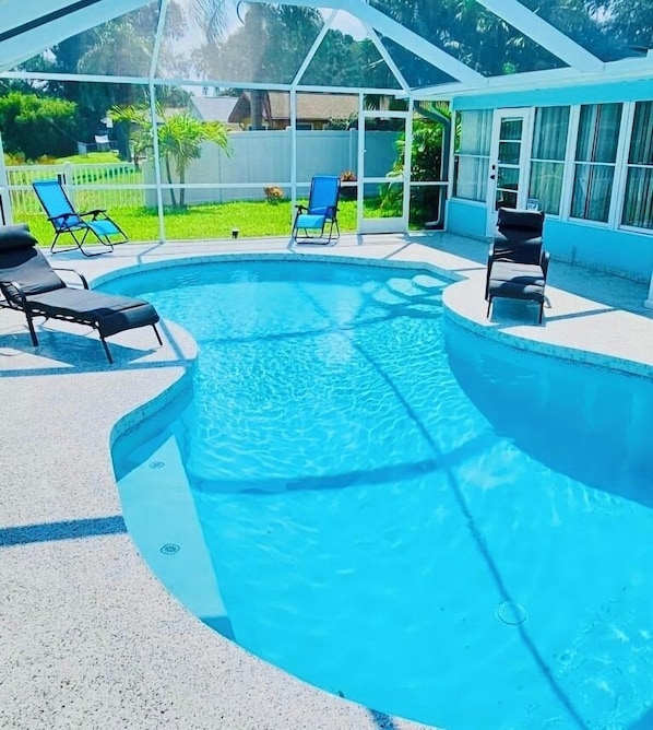 Heated pool with new cage