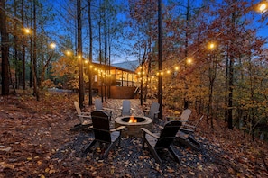 Who is ready for S'mores under the stars? 