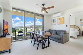 Sky Ala Moana 2908: 2 BR, 2 BA Condominium in Honolulu, Sleeps 4