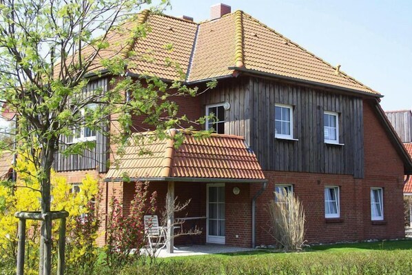 Außenseite Ferienhaus [Sommer]