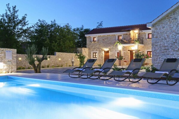 Beautiful villa with private pool