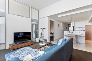 Living room 6