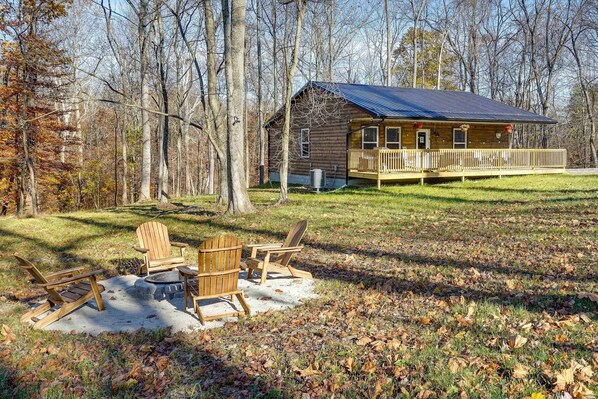 Logan Vacation Rental | 2BR | 2BA | 1,050 Sq Ft | 2 Steps Required