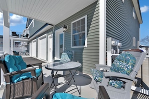 Unit B - entrance and patio area