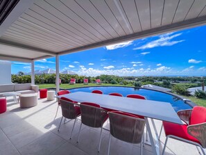 Modern Terrace: Pool & Nature View