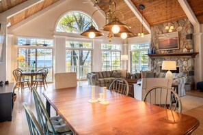 Welcome to Shoreline Terrace!