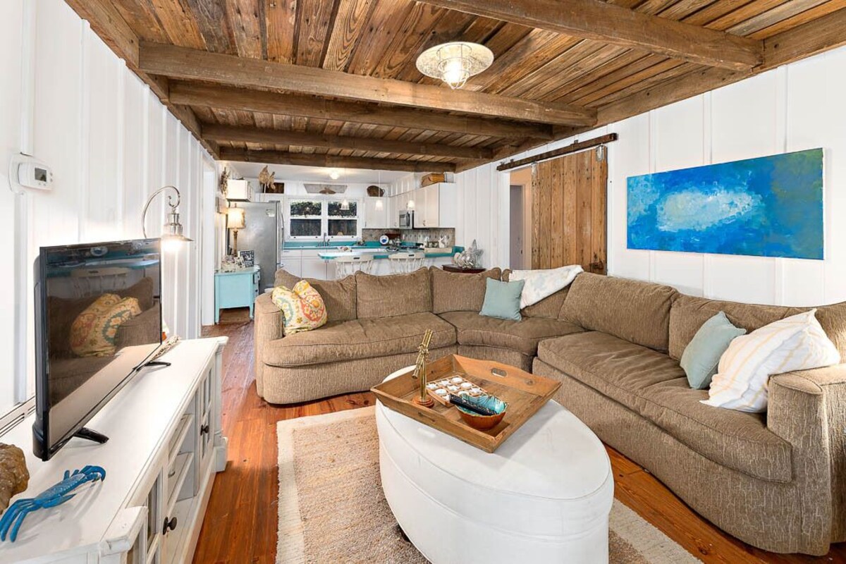 Spacious Pet Friendly 3 BR 3 BA house that is a 5 minute walk to the beach